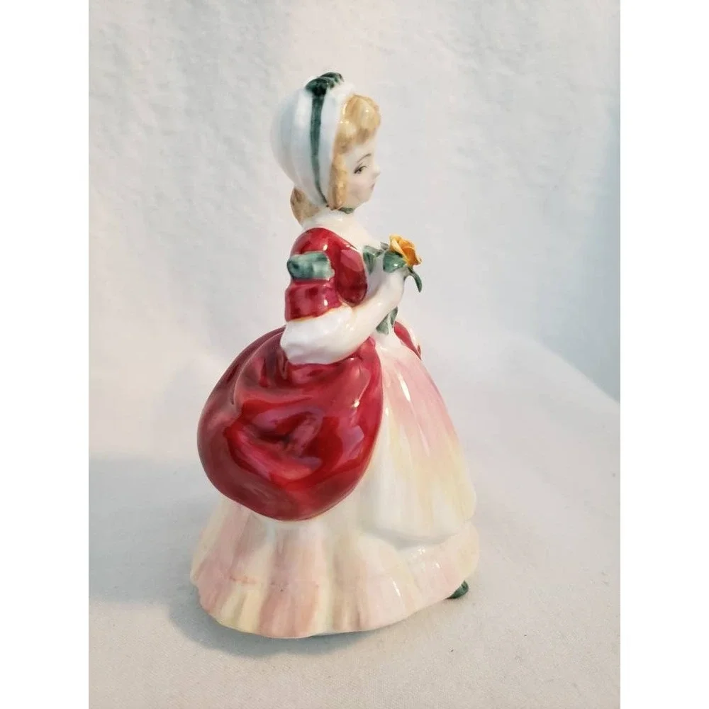 Vintage Royal Doulton Valerie HN2107